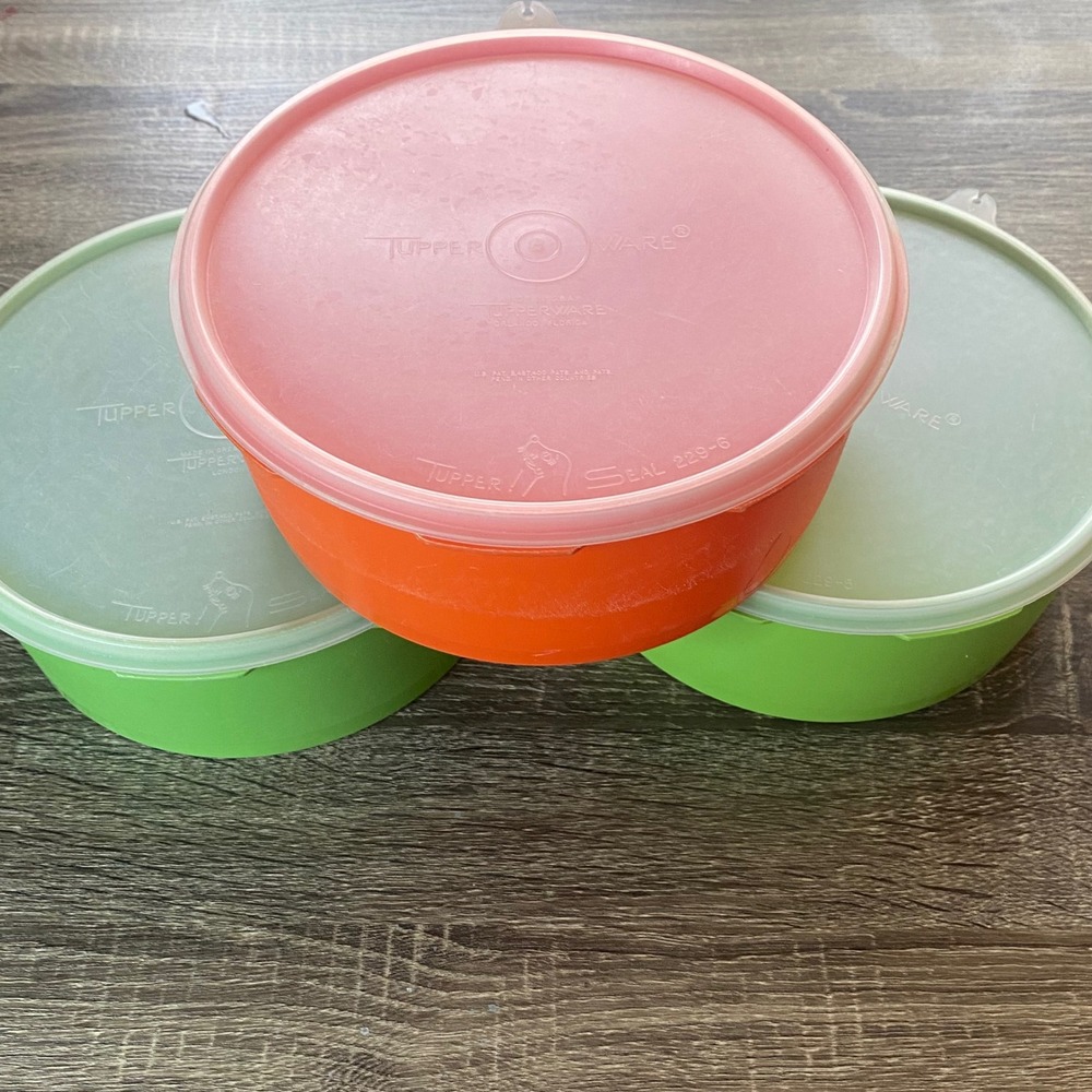 Vintage Tupperware Servalier Nesting Bowls Set of 3 Orange Lime‎ Green Lids